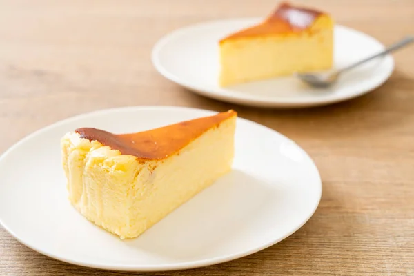 Hembränd Cheesecake Vit Tallrik — Stockfoto