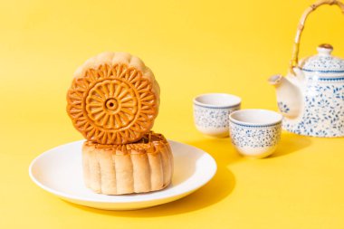 Sonbahar ortası festivali için Çin ay pastası