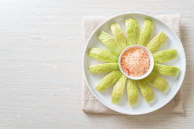 Taze Guava Chili ve Tuzlu Dilimlenmiş