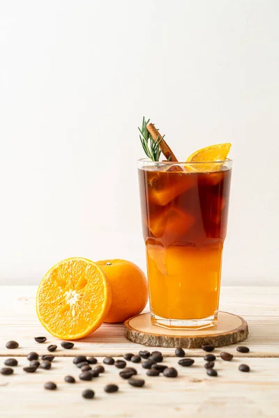 Verre Café Noir Américain Glacé Une Couche Jus Orange Citron — Photo