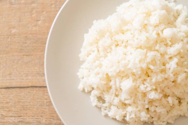 Tay yasemini pilavı pişirdim.