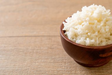 Tayland yaseminli beyaz pirinç kasesi.