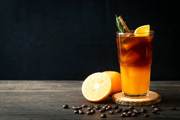 Verre Café Noir Américain Glacé Une Couche Jus Orange Citron — Photo