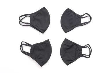 Siyah kumaş maskesi Cavid 19 'u korumak için izole edilmiş beyaz arka planda