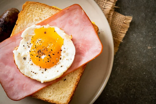 Homemade Bread Toasted Cheese Topped Ham Fried Egg Pork Sausage — Stock Photo, Image