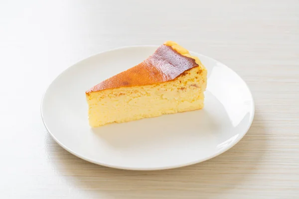 Hembränd Cheesecake Vit Tallrik — Stockfoto