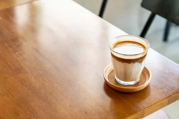 Dirty Coffee Ein Glas Espresso Shot Gemischt Mit Kalter Frischer — Stockfoto