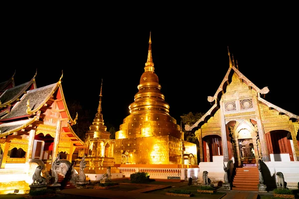 Hermosa Arquitectura Templo Wat Phra Sing Waramahavihan Nught Provincia Chiang — Foto de Stock