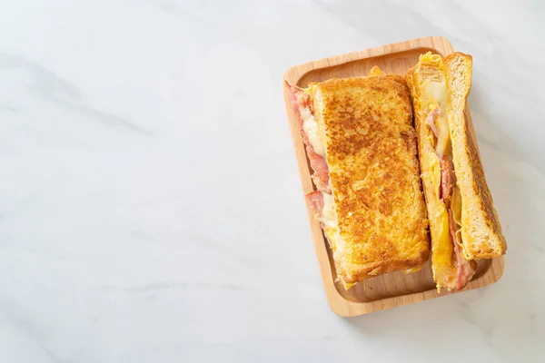 Sandwich Prosciutto Cotto Francese Fatto Casa Con Uova — Foto Stock