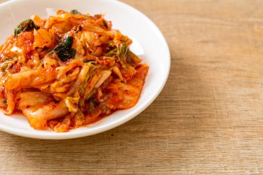 Tabakta kimçi lahanası - Kore geleneksel yemek tarzı