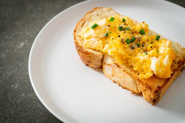 Bread Toast Scramble Egg White Plate — Stock Photo, Image