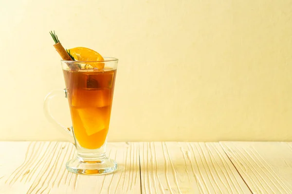 Vaso Café Negro Americano Helado Una Capa Jugo Naranja Limón —  Fotos de Stock