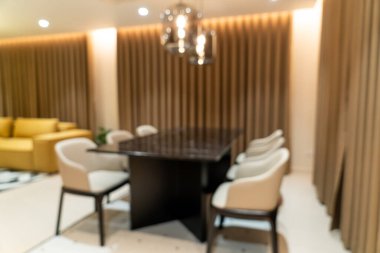 Arka plan için evdeki soyut bulanık yemek masası