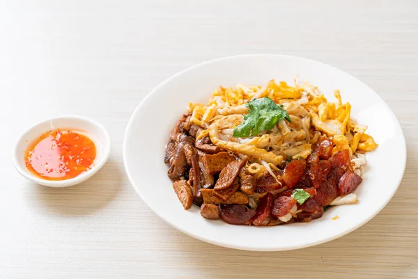 Chinese Gestoomde Vis Noodles Aziatisch Eten Stijl — Stockfoto