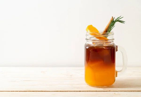 Verre Café Noir Américain Glacé Une Couche Jus Orange Citron — Photo