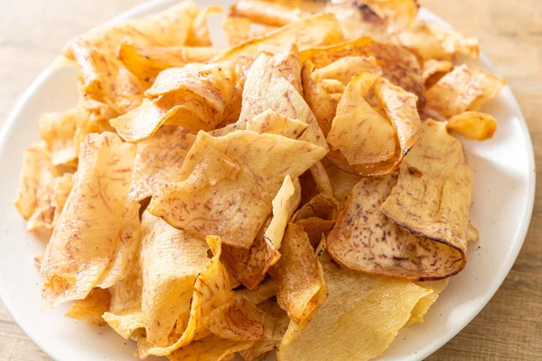 Krispiga Söta Taro Chips Hälsosamt Mellanmål — Stockfoto