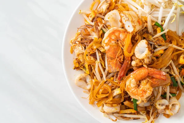 Pad Thai Seafood Stir Fried Noodles Shrimps Squid Octopus Tofu — Stock Photo, Image