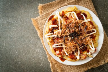 Japon Geleneksel Pizzası Okonomiyaki - Japon yemek tarzı