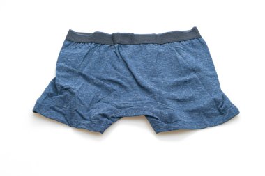 Mavi erkek iç çamaşırı beyaz arka planda izole