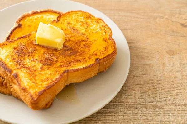 Fransmän Rostade Med Smör Och Honung Till Frukost — Stockfoto