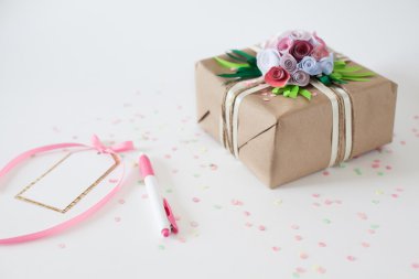 Tatil için hazırlık. R ile renkli kaydırma sunmak