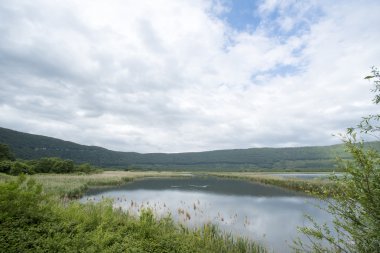 Göl sakin, Vico, İtalya
