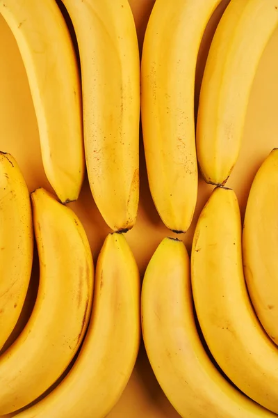 Amarelo Bananas Inteiras Fechar Fundo — Fotografia de Stock