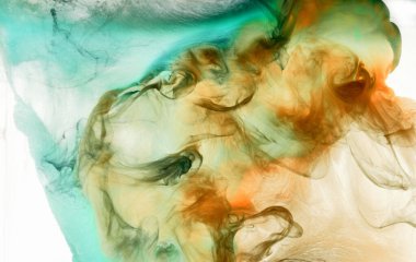 Canlı renkler, soyut parlak duman arkaplanı. Suya boya sıçraması, hareketli renkli bulut. Konsept nargile, parfüm arkaplanı, dans duvar kağıdı.