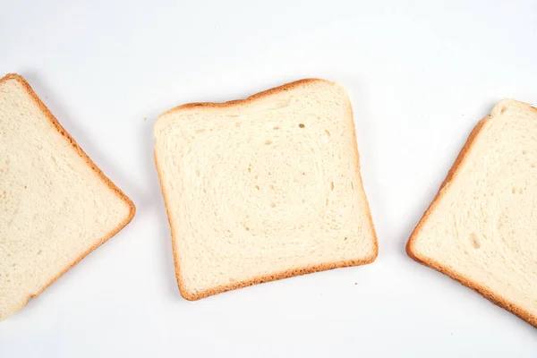Vierkante Plakken Toast Brood Geïsoleerd Witte Achtergrond Close — Stockfoto