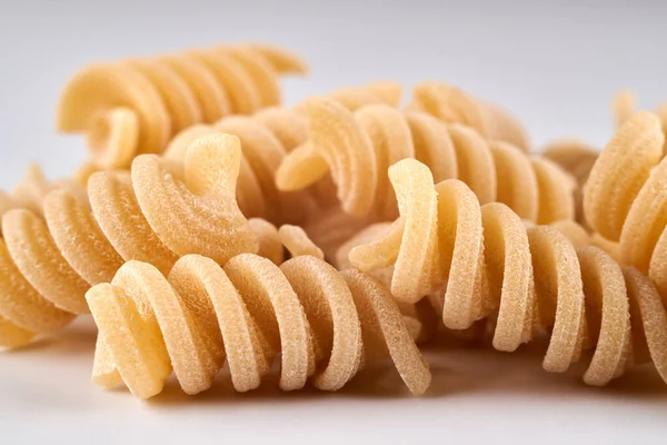Spiral Noodles Close White Background Pasta Macaroni — Stock Photo, Image