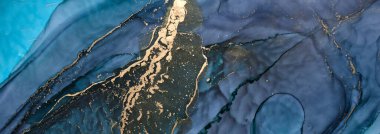 Alkol mürekkebi tekniğinde lüks soyut arka plan, çivit mavisi sıvı boya, dağınık akrilik damlalar ve girdap lekeleri, basılı malzemeler.