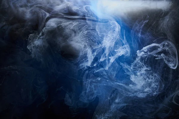 Streszczenie Niebieskiego Tła Oceanu Podwodny Wirujący Dym Żywe Kolory Morza — Zdjęcie stockowe
