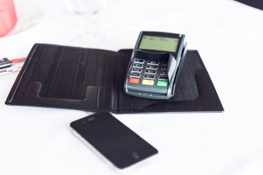 Mobil ödeme. Saat için ödeme iyi tüm mobil kullanım için. Li