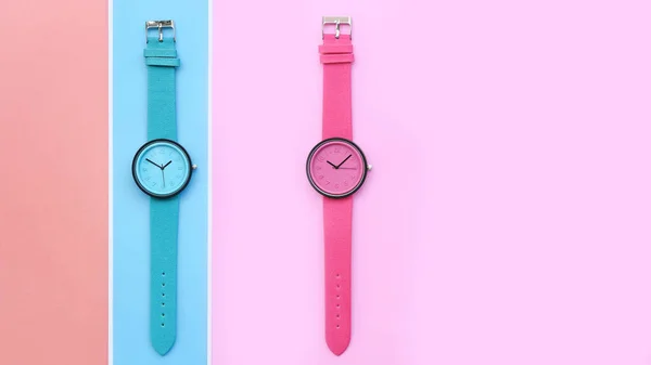 Set Orologi Polso Multicolore Sfondo Colorato — Foto Stock