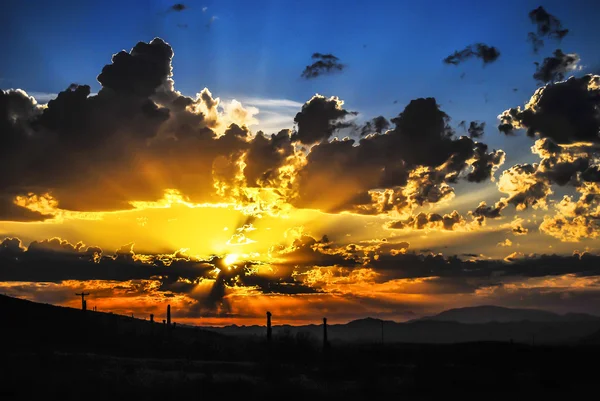  Arizona'nın gündoğumu