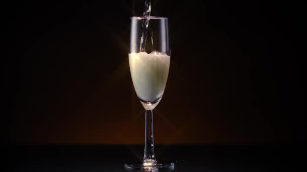 Champagne Flute Pour Wide Star Filter — Stock Video