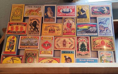 Antika kibrit kutusu etiketleri koleksiyonu