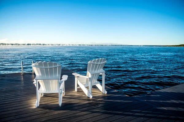 Sillas Muskoka en la bahía georgiana de Ontario — Foto de Stock