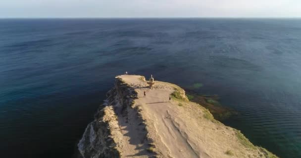 黒海沿岸の岩の岬 クリミア半島の景観と自然 — ストック動画