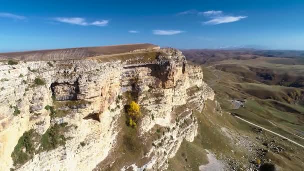 Plateau Dans Les Montagnes Caucase Nord Drone Tir Hautes Falaises — Video