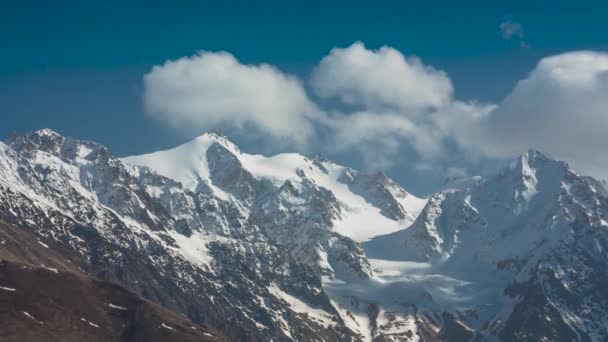 Beweging Van Wolken Door Lucht Bergen Landschap Natuur Van Noordelijke — Stockvideo