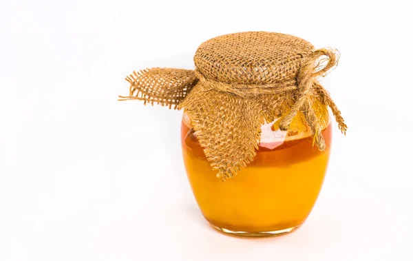 Bal ve limon ve beyaz zemin üzerine fındık