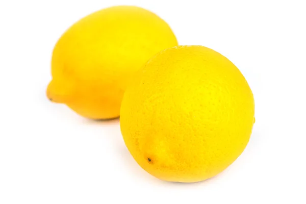 Zitrone isoliert auf weißem Hintergrund. — Stockfoto