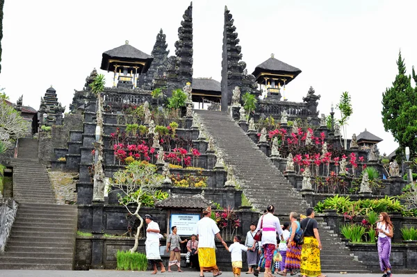 BALI, INDONÉSIE - 28 MAI 2015 : Le temple Mère de Bali — Photo