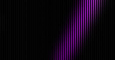 Ortasında mor bir parıltı olan dikey siyah panjurlar yavaşça karanlığa karışıyor ve dramatik bir ortam yaratıyor..