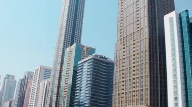 Dubai şehrinin mimari harikası manzarası