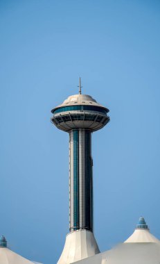 Abu Dabi 'deki Marina Mall Gökyüzü Kulesi