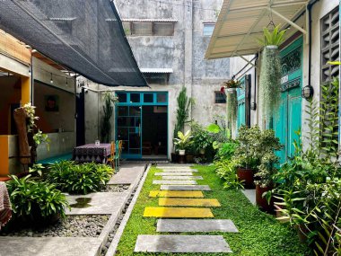 Kotagede, Yogyakarta 'daki Kedai Satu Lagi' de kapalı alan sahnesi.