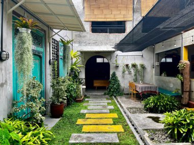 Kotagede, Yogyakarta 'daki Kedai Satu Lagi' de kapalı alan sahnesi.