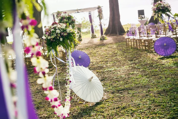 Beach wedding ceremony setup — Stock Photo, Image